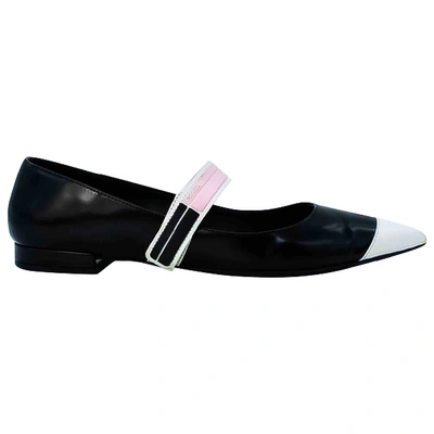 Pre-owned Prada Leather Ballet Flats In Black