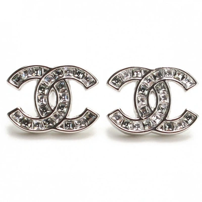 Pre-owned Chanel Cc Silver Crystal Earrings