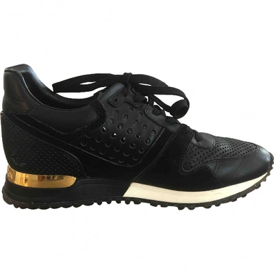 Pre-owned Louis Vuitton Leather Trainers In Black