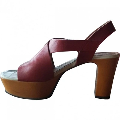 Pre-owned Chie Mihara Leather Sandals In Burgundy