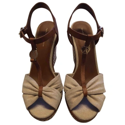 Pre-owned Tommy Hilfiger Cloth Sandals In Ecru