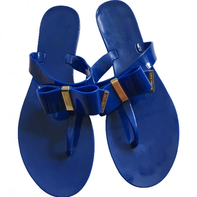 Pre-owned Michael Kors Flip Flops In Navy