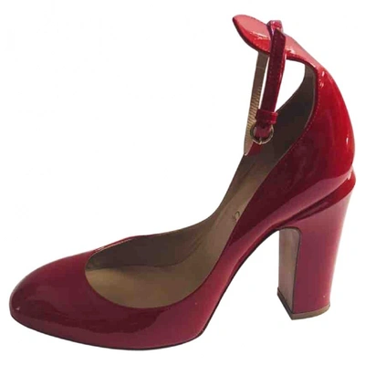 Pre-owned Valentino Garavani Tango Patent Leather Heels In Red