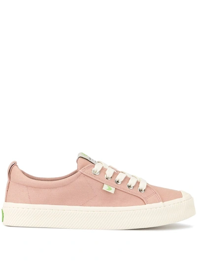 Cariuma Ladies Oca Low Lace-up Canvas Trainers In Pink