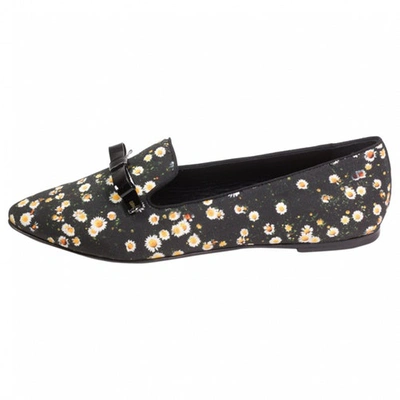 Pre-owned Moschino Cheap And Chic Flats In Black
