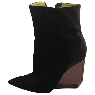 Pre-owned Pollini Ankle Boots In Black