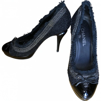 Pre-owned Chanel Cloth Heels In Black