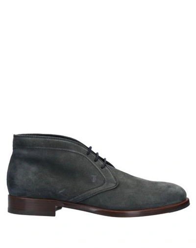 Tod's Ankle Boots In Grey