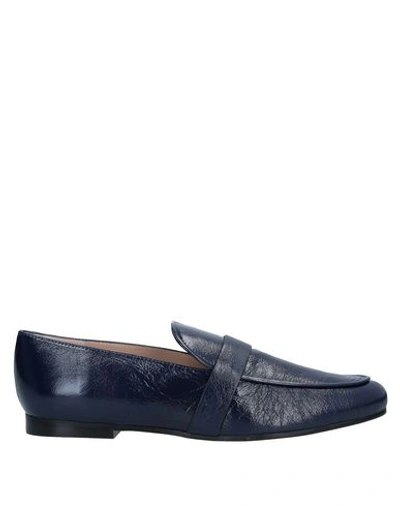 Stuart Weitzman Loafers In Dark Blue