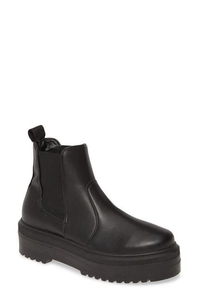 Steve Madden Yardley Platform Chelsea Boot In Black