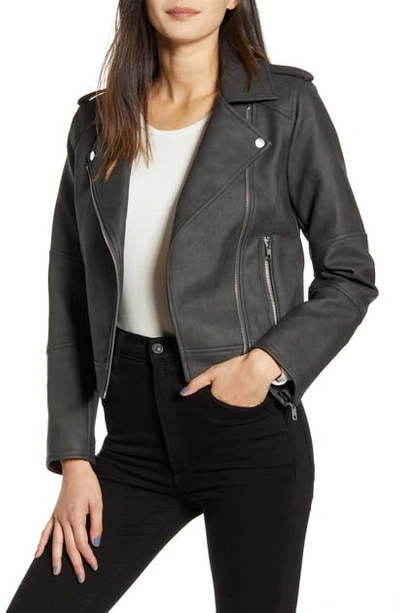 Cupcakes And Cashmere Cupcakes & Cashmere Francie Faux Leather Moto Jacket In Charcoal