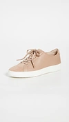 VINCE JANNA SNEAKERS