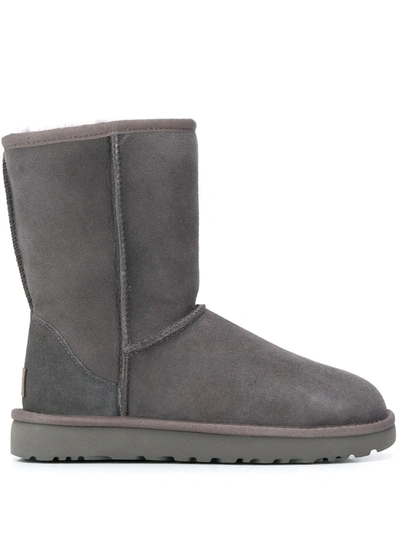 UGG CLASSIC UGG ANKLE BOOTS
