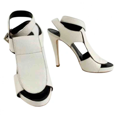 Pre-owned Givenchy Leather Sandals In White