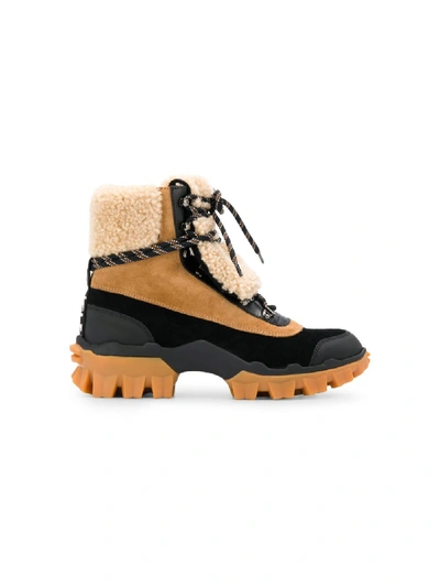 Moncler Contrast Panels Hiking Boots In 棕色