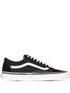 Vans Old Skool Sneakers In Black In Black