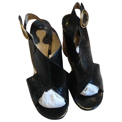 Pre-owned Chloé Patent Leather Sandal In Black