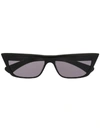 Christian Roth Cat-eye Frame Sunglasses In 黑色
