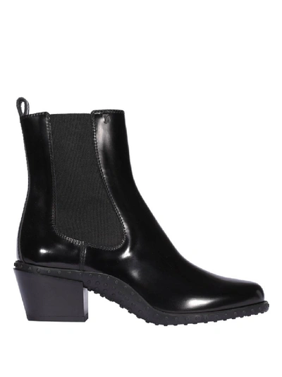Tod's Patent Leather Ankle Boots In Black