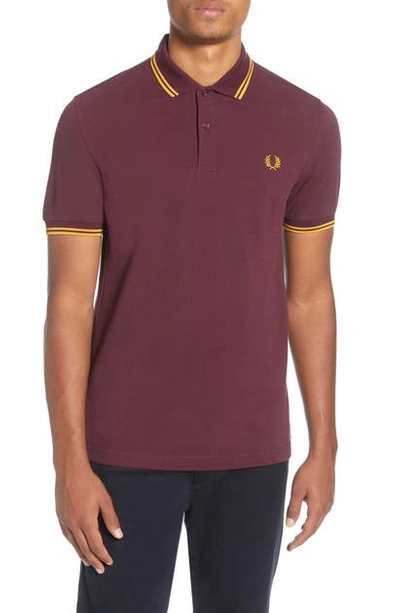 Fred Perry Twin Tipped Extra Slim Fit Pique Polo In Mahogany / Gold / Gold