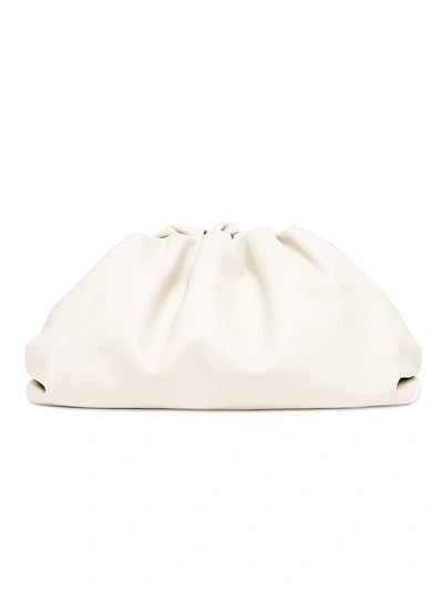 Bottega Veneta The Pouch Leather Clutch In Plaster