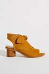Bernardo Luna Bow Shooties In Yellow