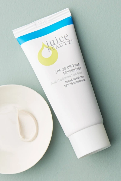 Juice Beauty Spf 30 Oil-free Moisturizer In White