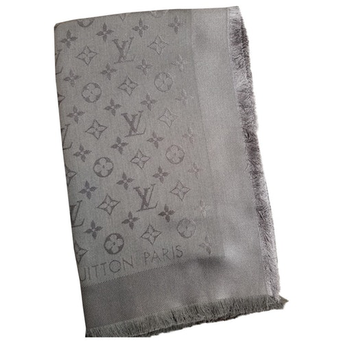 Pre-Owned Louis Vuitton ChÂle Monogram Grey Cashmere Scarf | ModeSens
