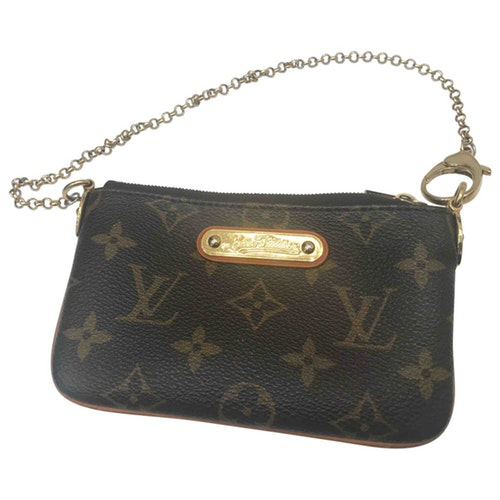 Pre-Owned Louis Vuitton Eva Black Cloth Clutch Bag | ModeSens