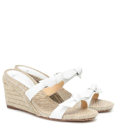 Alexandre Birman Clarita草编坡跟凉鞋 In White