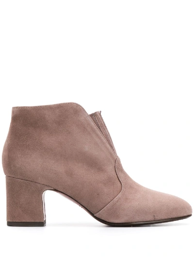 Chie Mihara Naya Ankle Boots In 灰色