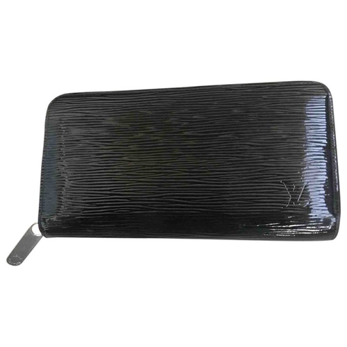Pre-Owned Louis Vuitton Zippy Black Patent Leather Wallet | ModeSens
