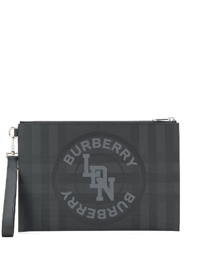 Burberry Checked Ldn Clutch Bag In 黑色
