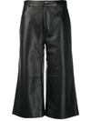 Frame Le Sleek Straight Coated Jeans In Grey Chrome In Black