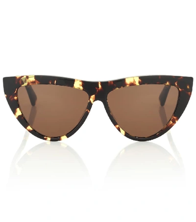 Bottega Veneta Cat-eye Frame Tortoiseshell-effect Sunglasses In Brown