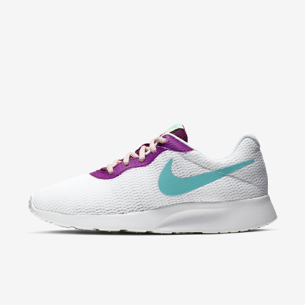 Nike Tanjun Women's Shoe In White | ModeSens