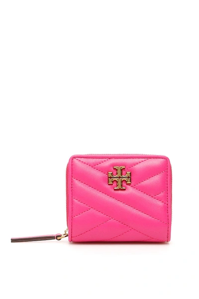 Tory Burch Kira Quilted Leather Compact Wallet In Fuchsia,pink