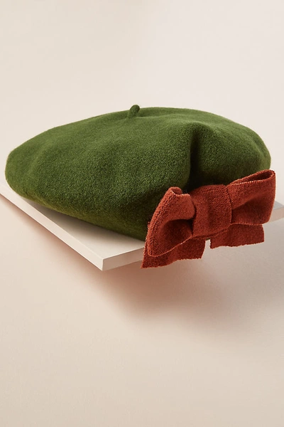 Helene Berman Bow-detailed Bow Beret In Green