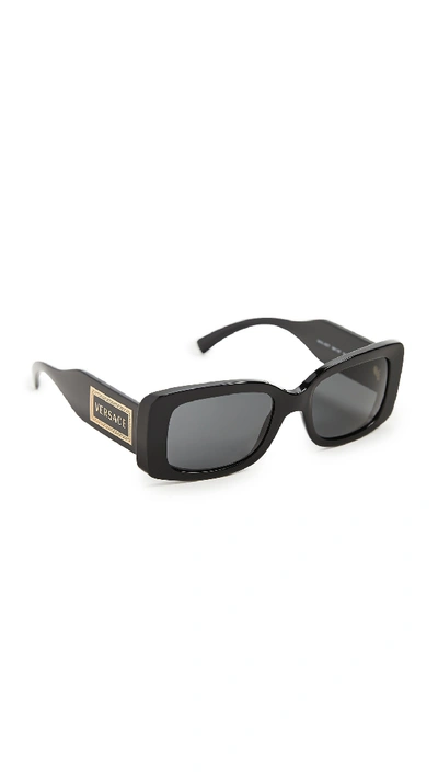 Versace 0ve4377 Sunglasses In Black/grey