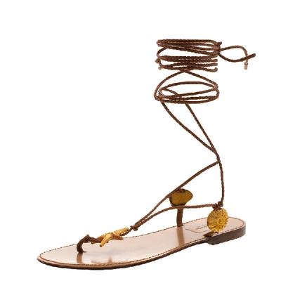 Pre-owned Valentino Garavani Brown Braided Leather Abyss Seashell Lace Up Flat Sandals Size 38