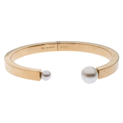 Pre-owned Chloé Gold Tone Darcey Faux Pearl Open Cuff Bracelet