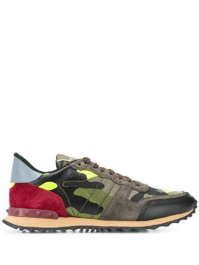 Valentino Garavani Camouflage Rockrunner Sneakers In 黑色