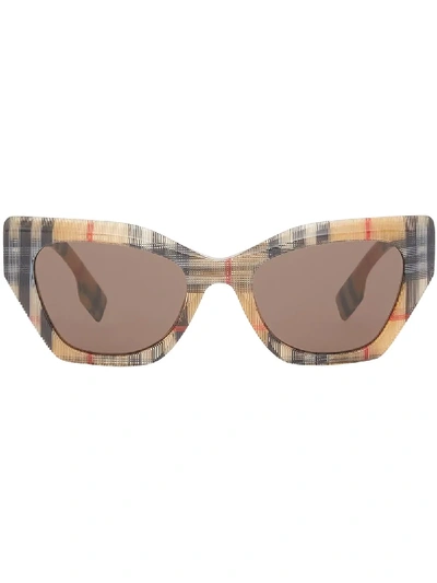 Burberry Vintage Check Sunglasses In Neutrals