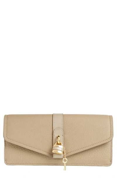 Chloé Aby Long Leather Wallet In Motty Grey