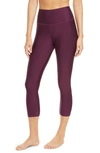 Alo Yoga Airlift High Waist Capris In Black Plum