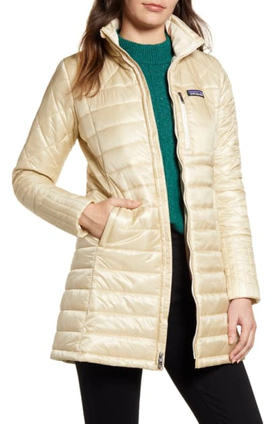 Patagonia Radalie Water Repellent Insulated Parka In Oyster White