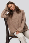 NA-KD FOLDED SLEEVE TURTLE NECK KNITTED SWEATER - PINK