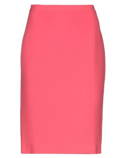 Boutique Moschino Knee Length Skirt In Fuchsia