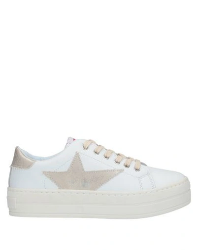 Fornarina Sneakers In White