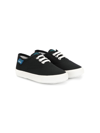 Familiar Canvas Low-top Sneakers In Black